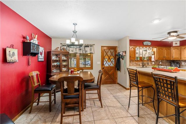 14410 E Rebel Road, Nevada, MO 64772