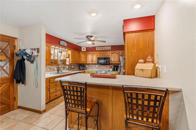 14410 E Rebel Road, Nevada, MO 64772