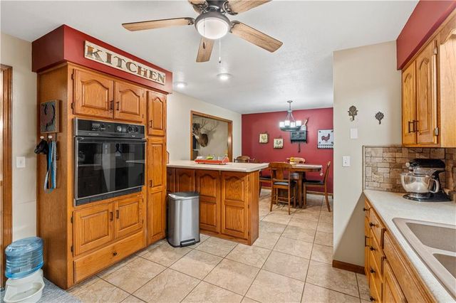 14410 E Rebel Road, Nevada, MO 64772