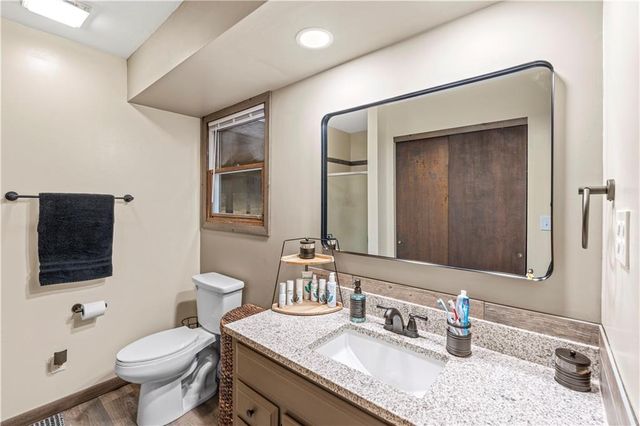 14410 E Rebel Road, Nevada, MO 64772