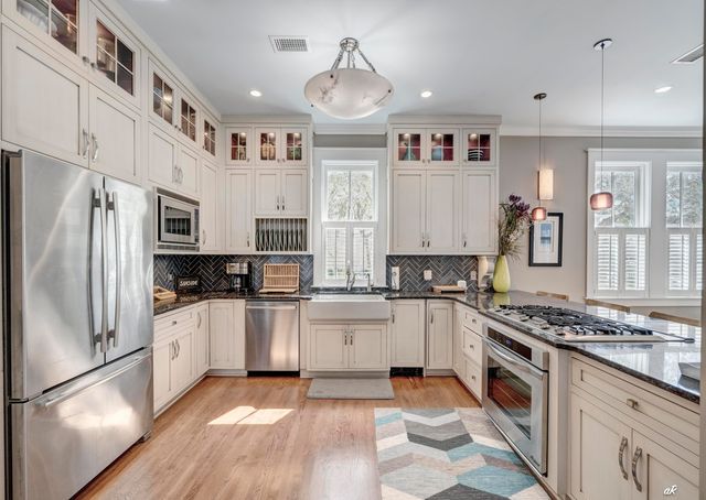 315 Beachside Drive, Panama City Beach, FL 32413