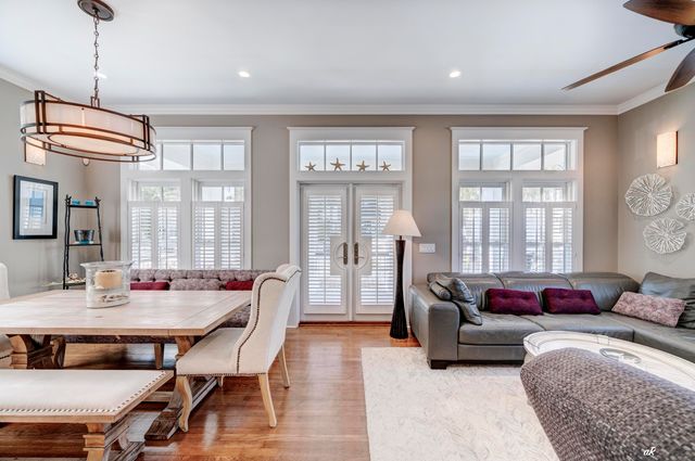 315 Beachside Drive, Panama City Beach, FL 32413