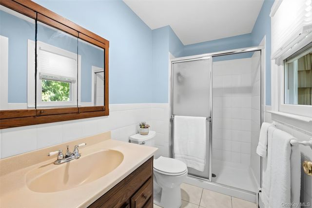 7 Cedarwood Court, Setauket, NY 11733