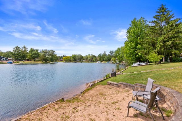 N189 Cedar Springs CIRCLE, Neshkoro, WI 54960