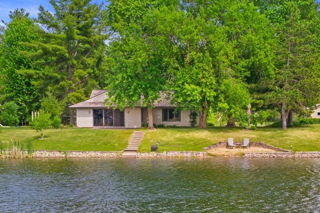 N189 Cedar Springs CIRCLE, Neshkoro, WI 54960