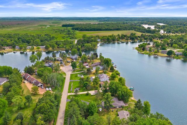 N189 Cedar Springs CIRCLE, Neshkoro, WI 54960