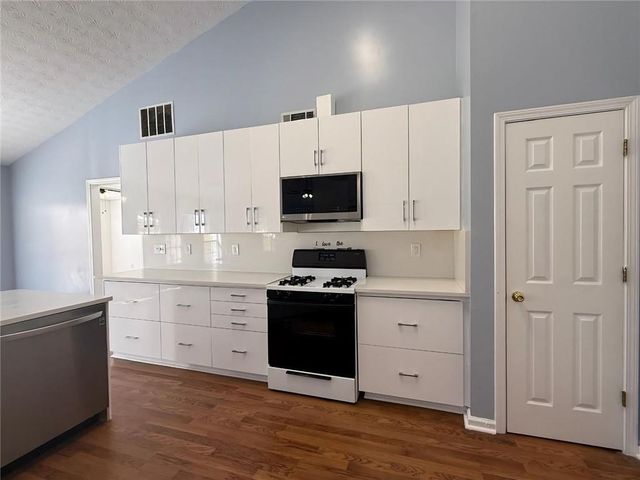 2029 Manor Oak Lane, Buford, GA 30519