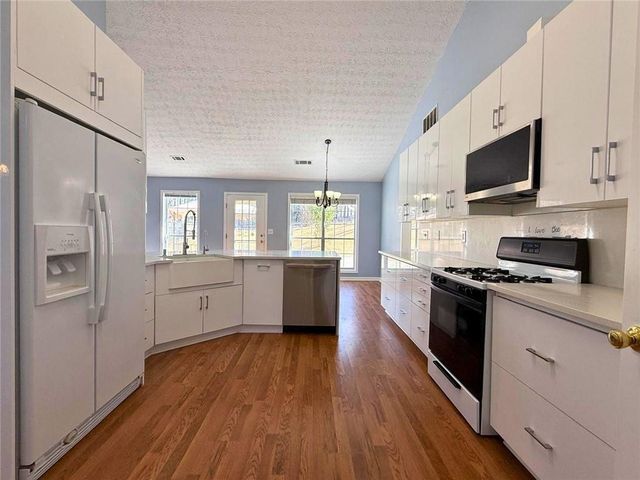 2029 Manor Oak Lane, Buford, GA 30519