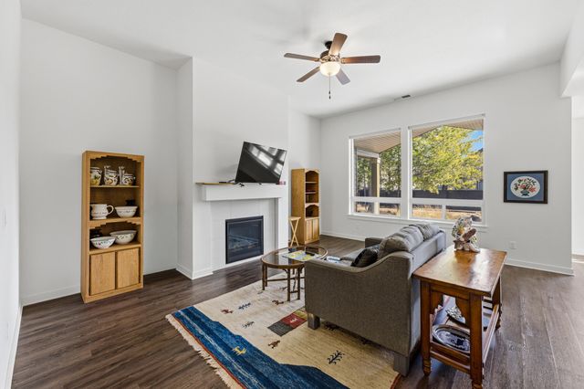 51900 Settler Drive, La Pine, OR 97739