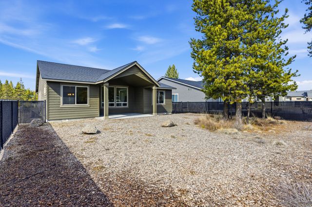 51900 Settler Drive, La Pine, OR 97739