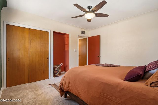 4455 E Whitman Street, Tucson, AZ 85711