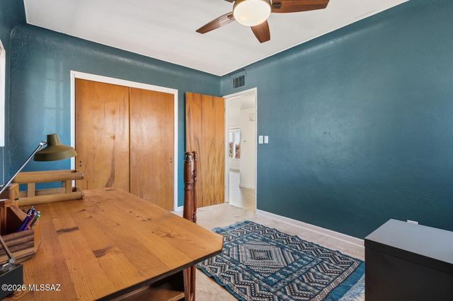 4455 E Whitman Street, Tucson, AZ 85711