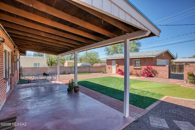 4455 E Whitman Street, Tucson, AZ 85711