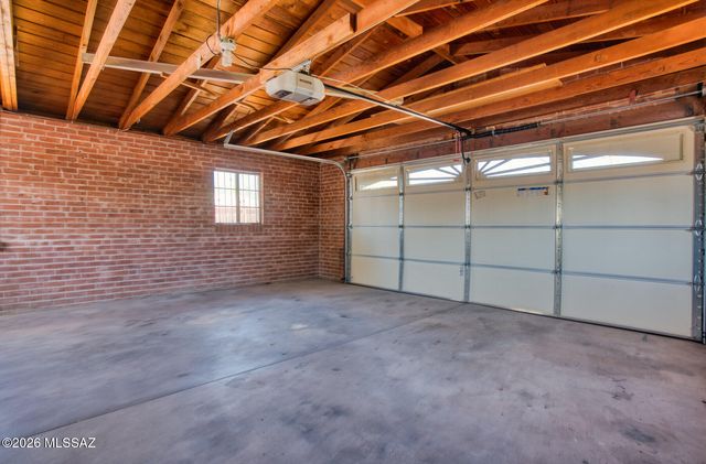 4455 E Whitman Street, Tucson, AZ 85711