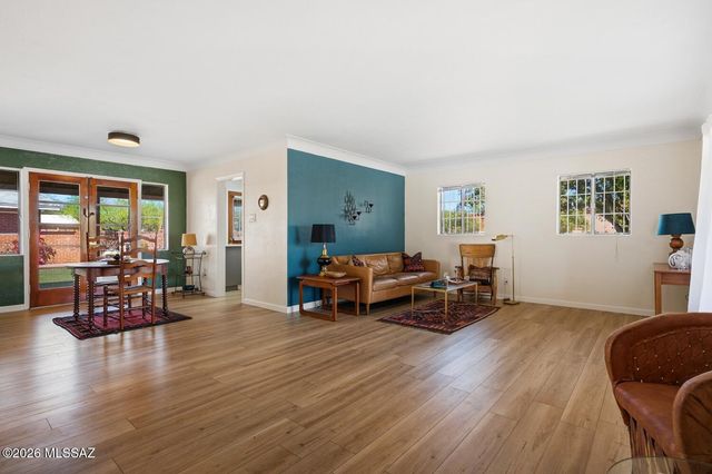 4455 E Whitman Street, Tucson, AZ 85711