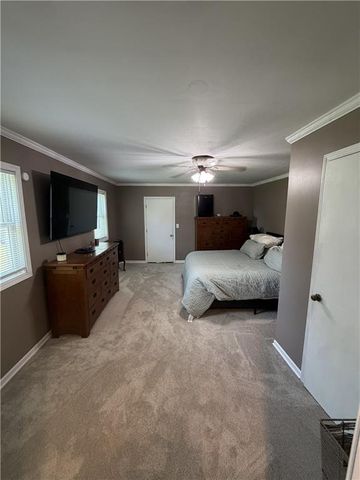 33655 Hillcrest Street, De Soto, KS 66018