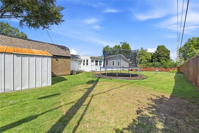 33655 Hillcrest Street, De Soto, KS 66018