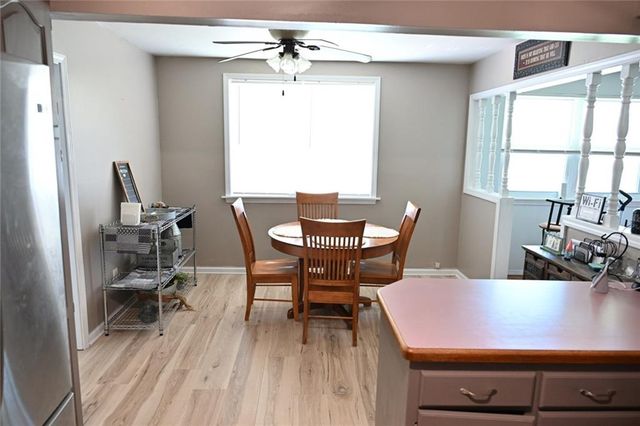 33655 Hillcrest Street, De Soto, KS 66018