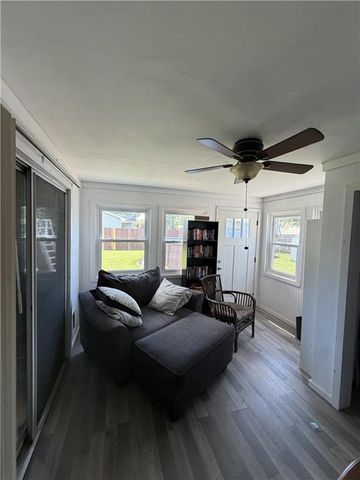 33655 Hillcrest Street, De Soto, KS 66018