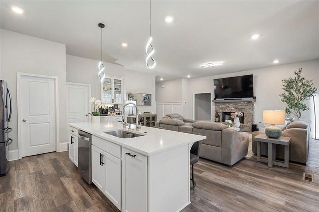 1880 Grand Lanier Drive, Buford, GA 30518