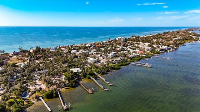 4025 BAY OAKS CIRCLE, Englewood, FL 34223