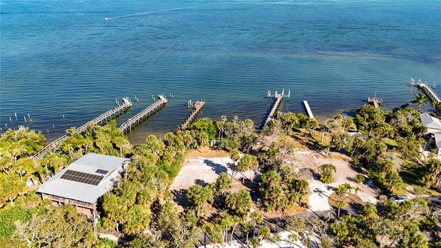 4025 BAY OAKS CIRCLE, Englewood, FL 34223