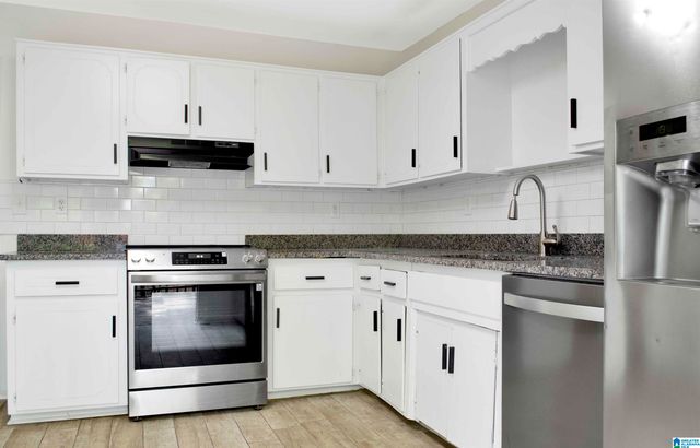 1017 7TH PLACE W, Birmingham, AL 35204
