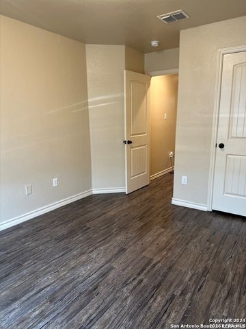 6946 Lakeview, San Antonio, TX 78244