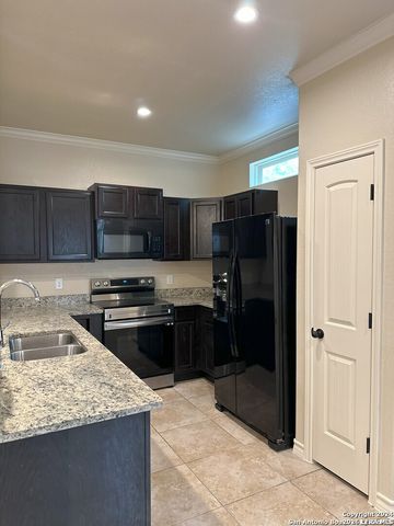6946 Lakeview, San Antonio, TX 78244
