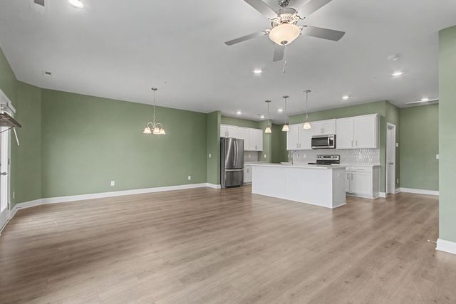 1012 June Wilde Rdg, Spring Hill, TN 37174