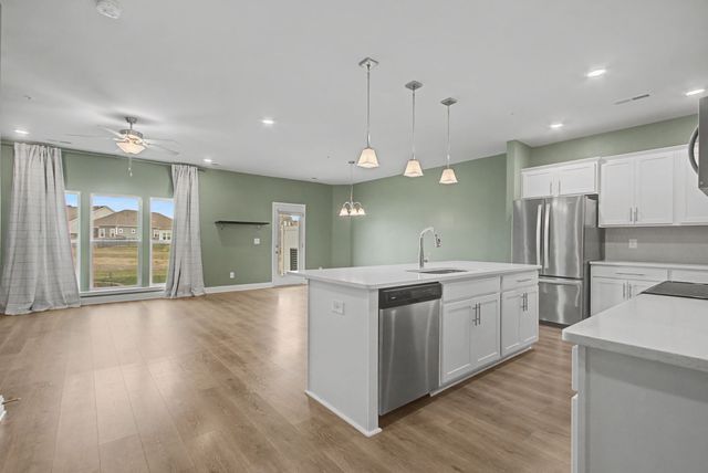 1012 June Wilde Rdg, Spring Hill, TN 37174