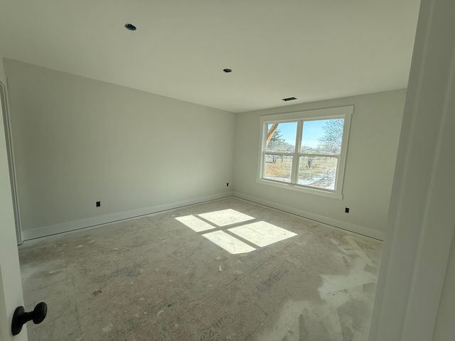 2428 River Rd, Murfreesboro, TN 37129