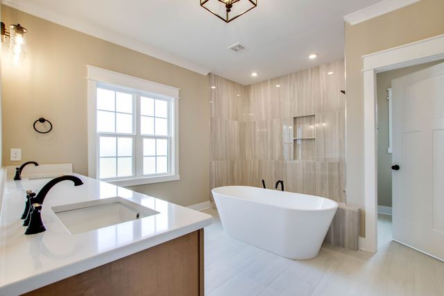 2428 River Rd, Murfreesboro, TN 37129