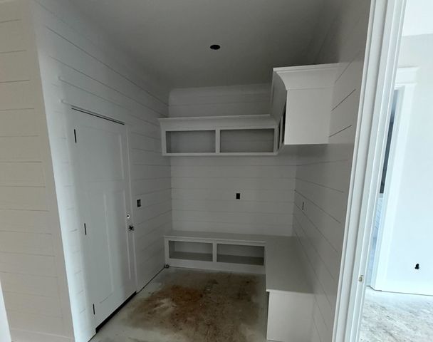 2428 River Rd, Murfreesboro, TN 37129