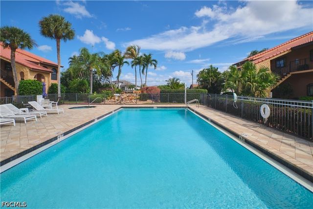 5510 SW 4th PL 503, Cape Coral, FL 33914