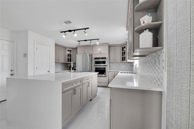 3064 TOBAGO AVENUE, Clermont, FL 34711