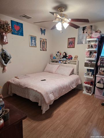 26 Beacon Bay, San Antonio, TX 78239