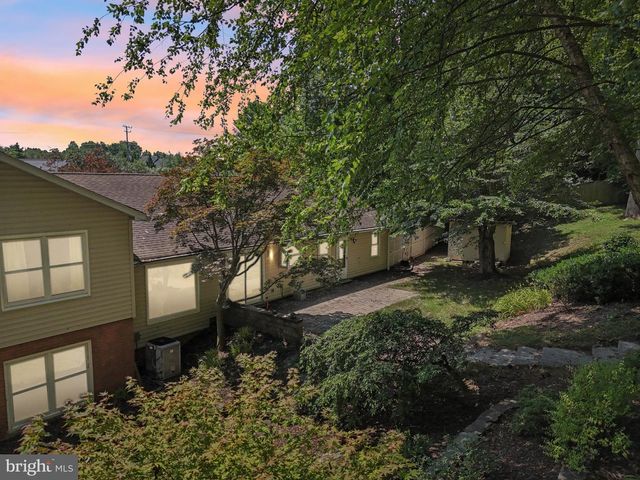 6102 GALLERY ST, Bowie, MD 20720