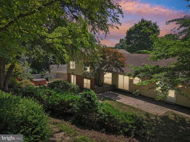 6102 GALLERY ST, Bowie, MD 20720