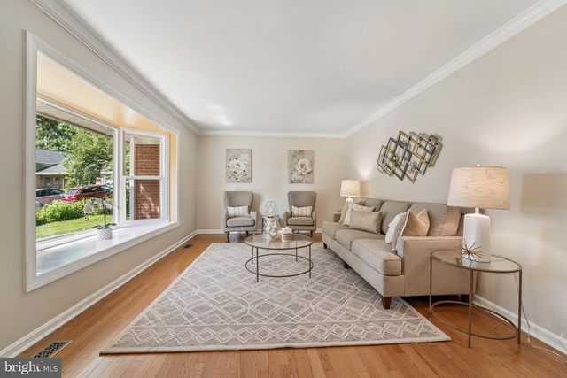 6102 GALLERY ST, Bowie, MD 20720