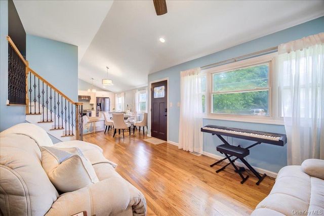 26 Delaware Road, Newburgh, NY 12550