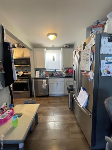 16267 San Juan Drive, Detroit, MI 48221