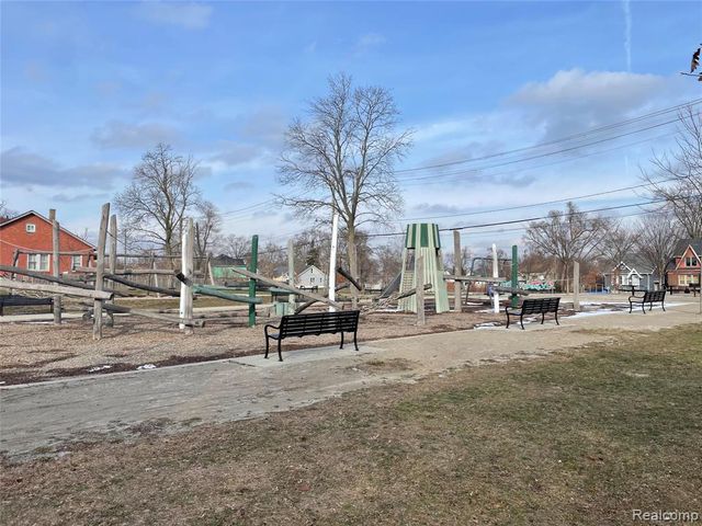 16267 San Juan Drive, Detroit, MI 48221