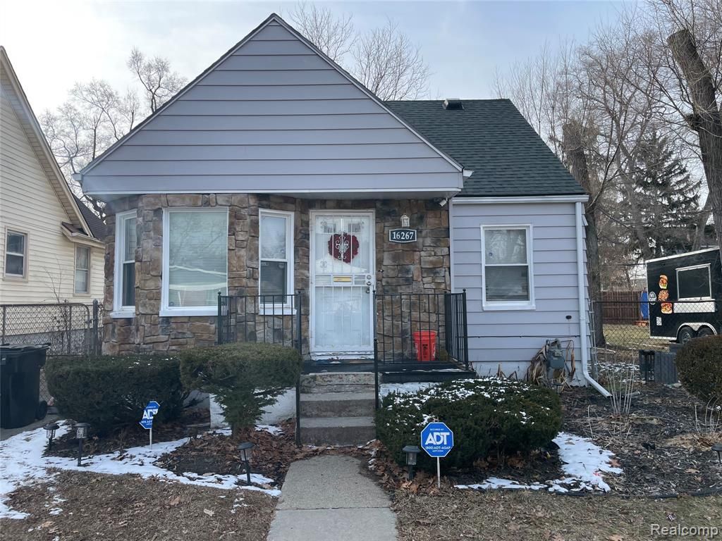 16267 San Juan Drive, Detroit, MI 48221