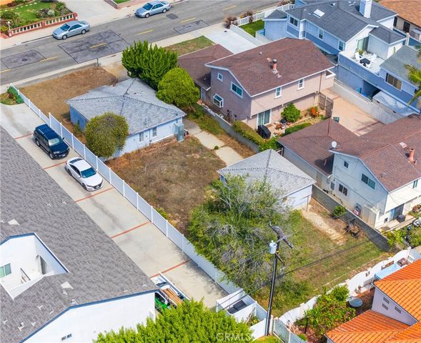 2412 Voorhees, Redondo Beach, CA 90278