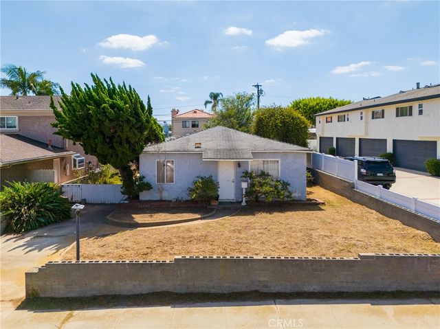 2412 Voorhees, Redondo Beach, CA 90278