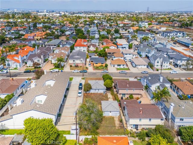 2412 Voorhees, Redondo Beach, CA 90278