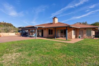 39 Margale Ln, Vista, CA 92084