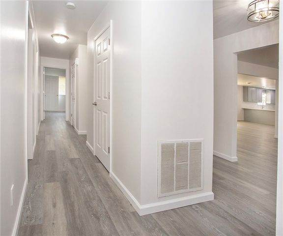 123 S Cumberland Avenue, Russellville, AR 72801