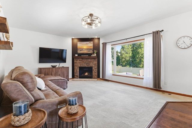 1004 Horner DRIVE, Racine, WI 53402